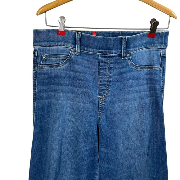 SPANX x REVOLVE Seamed Front Wide Leg Jean in Vintage Indigo 20407R - Picture 5 of 11